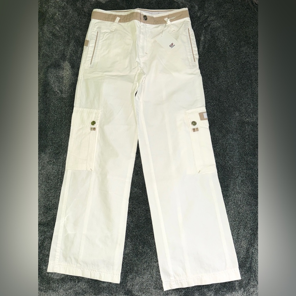 Boy’s GF Ferre White Cargo Pants size 8